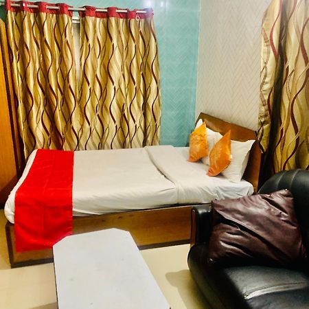 Hotel Bengal -100M From Park Circus 7 Point Kolkata Luaran gambar