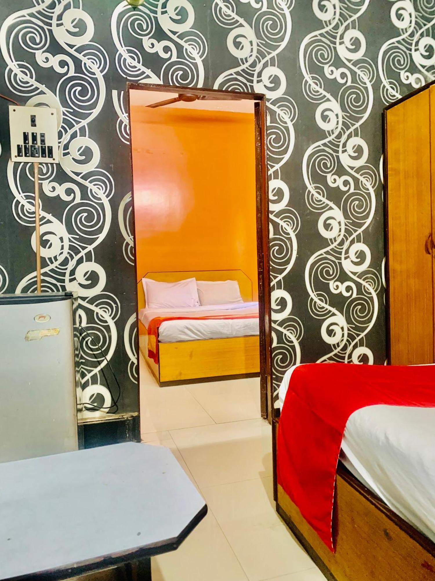 Hotel Bengal -100M From Park Circus 7 Point Kolkata Luaran gambar