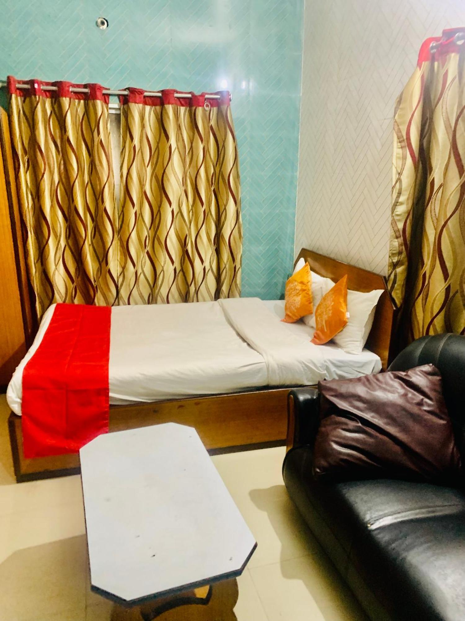 Hotel Bengal -100M From Park Circus 7 Point Kolkata Luaran gambar